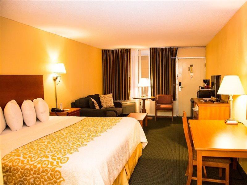 Hotel Days By Wyndham South Alexandria