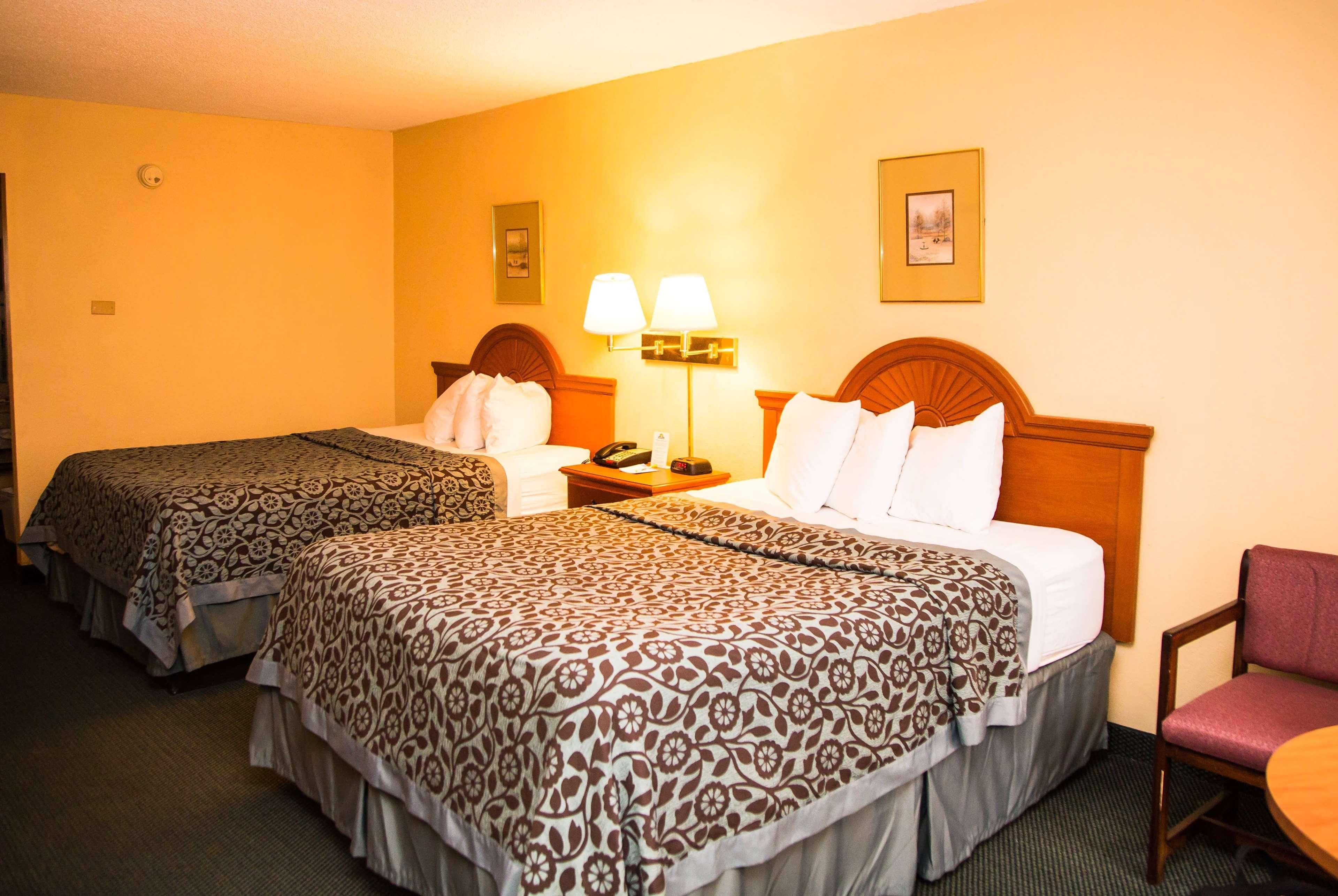 Days By Wyndham South 2* Alexandria