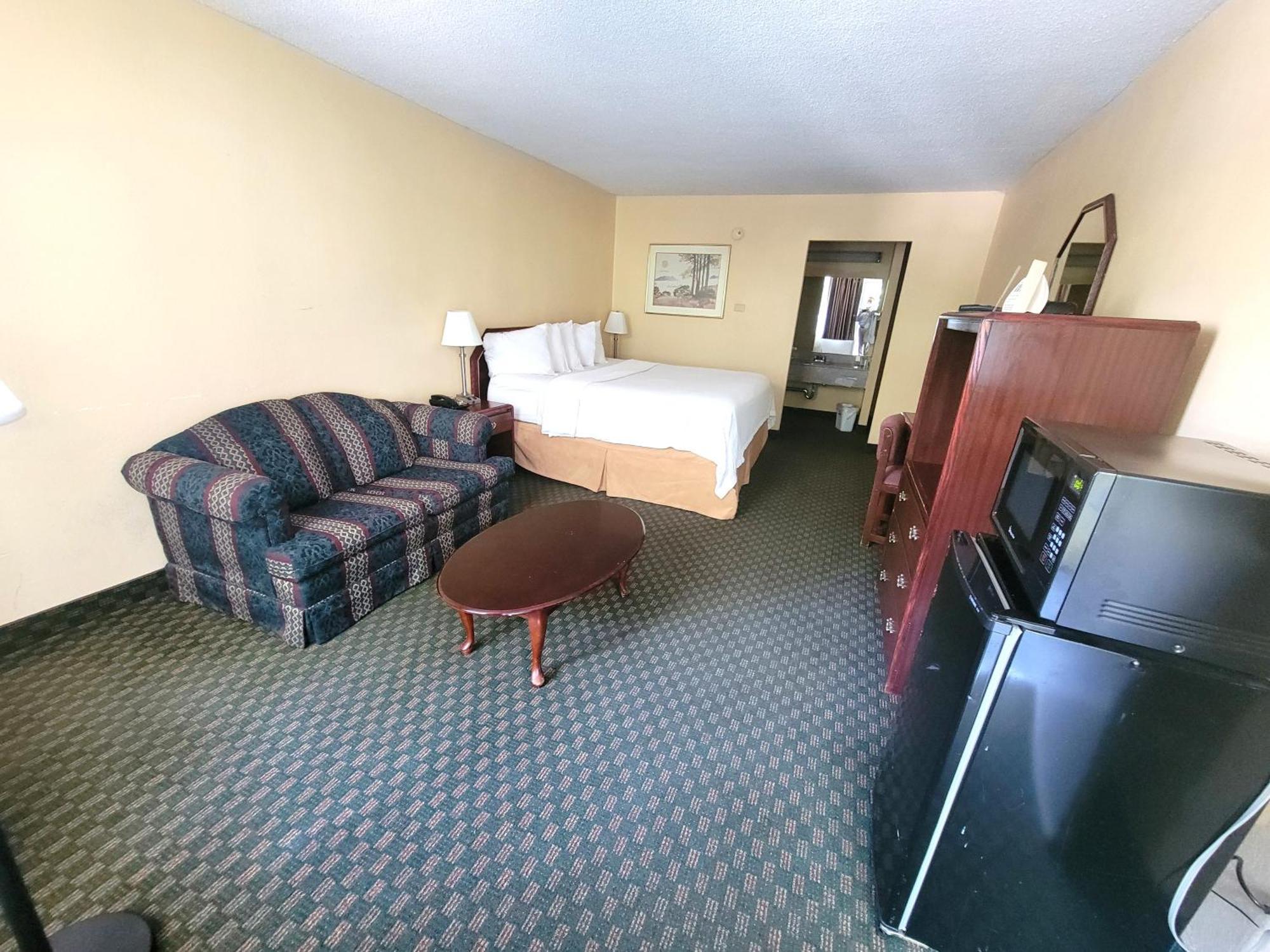 Hotel Days By Wyndham South 2*