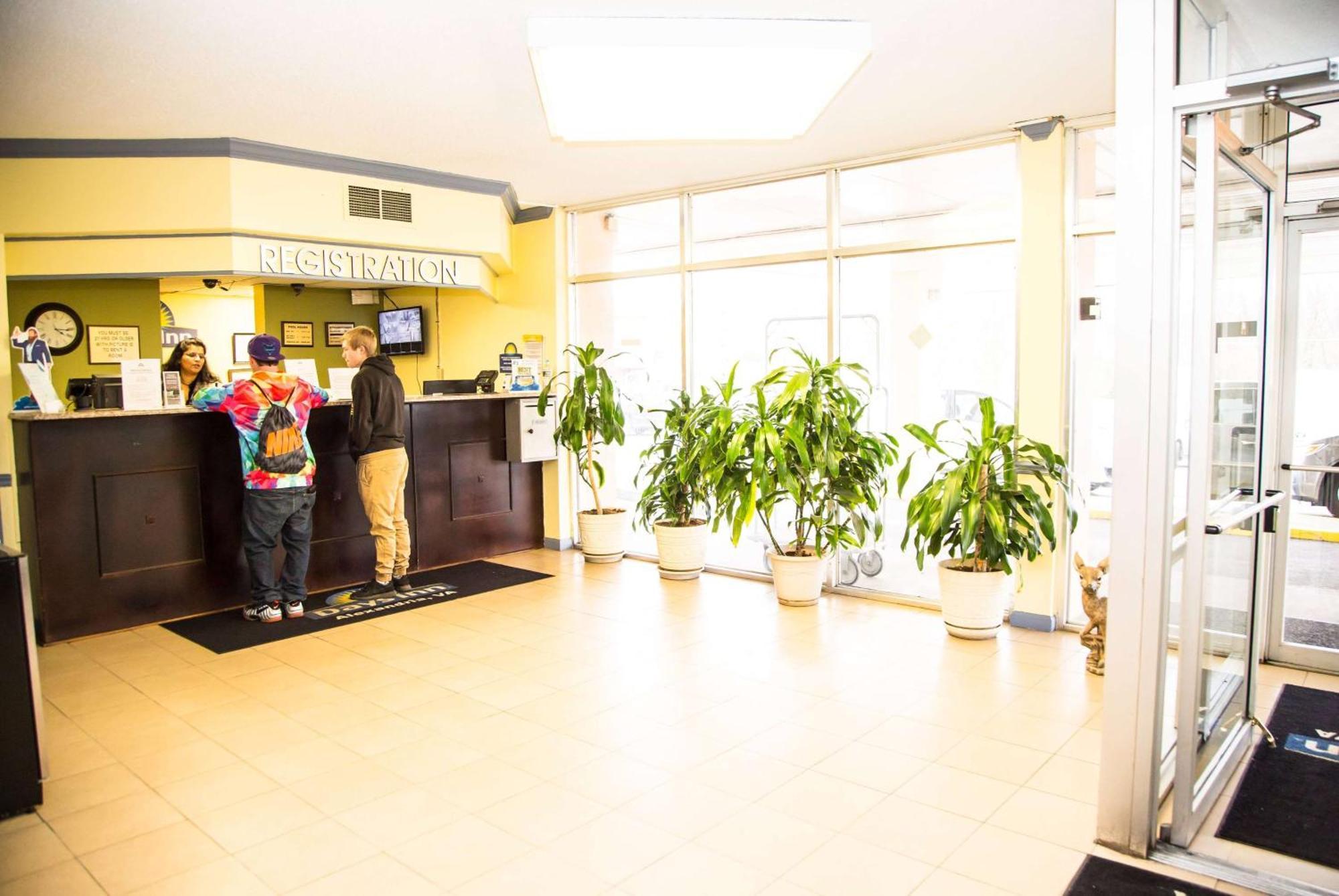 Days By Wyndham South 2* Alexandria