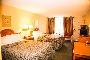 Days By Wyndham South Hotel 2*