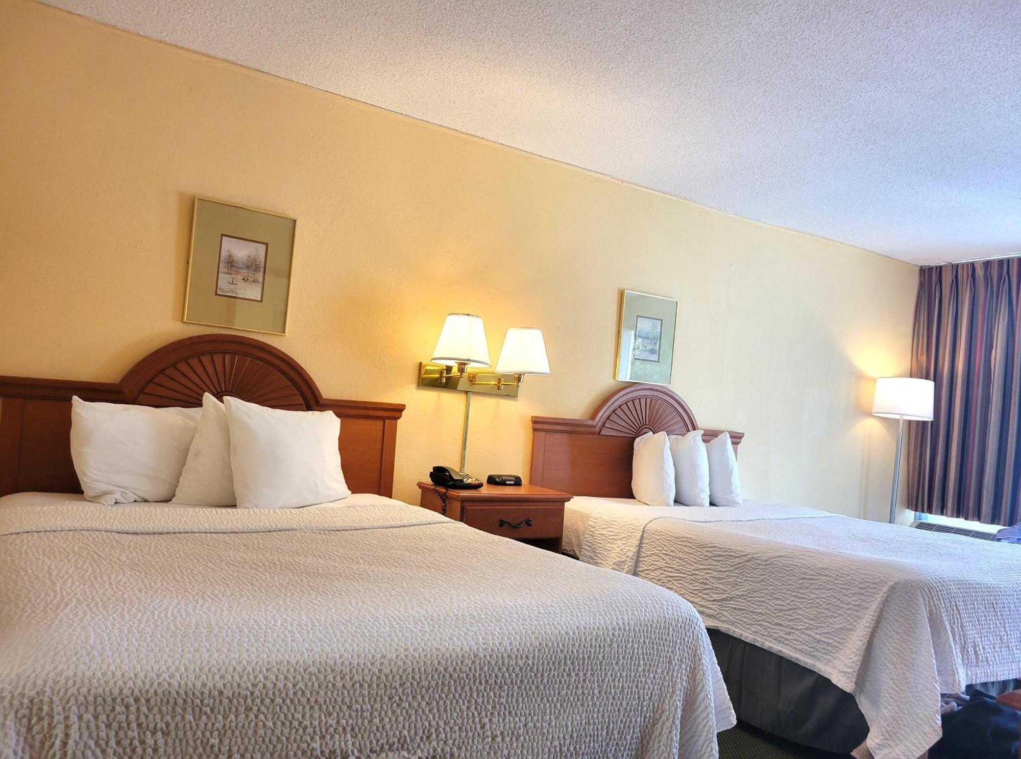 Days By Wyndham South 2* Alexandria