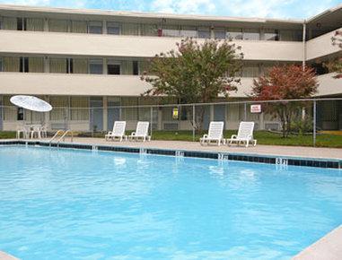 Days By Wyndham South Hotel 2*
